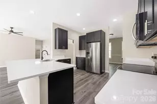 13834 Riding Hill Ave, Charlotte, NC 28213 - Photo 17