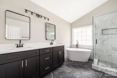13834 Riding Hill Avenue, Charlotte, NC 28213 - Photo 25