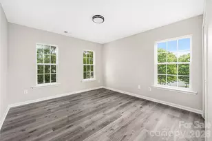 13834 Riding Hill Ave, Charlotte, NC 28213 - Photo 37