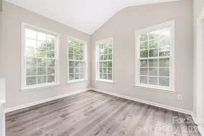 13834 Riding Hill Avenue, Charlotte, NC 28213 - Photo 25