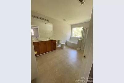 4532 Brookwood Road, Charlotte, NC 28215 - Photo 7