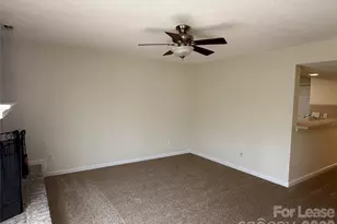 11000 Carmel Crossing Rd, Charlotte, NC 28226 - Photo 9