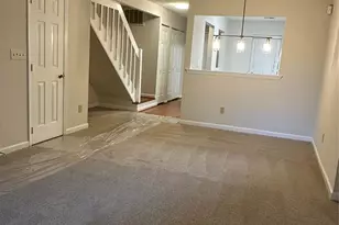 6311 Windsor Gate Ln, Charlotte, NC 28215 - Photo 17