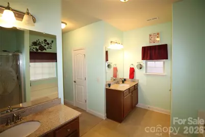 2425 Winnsford Lane, Gastonia, NC 28056 - Photo 17