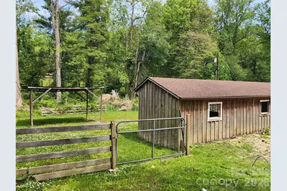 28 Cathys Cove Road, Hendersonville, NC 28792 - Photo 35