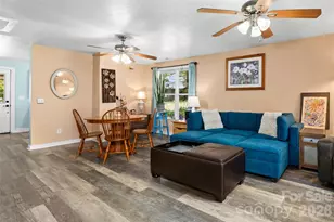 28 Cathys Cv Rd, Hendersonville, NC 28792 - Photo 15