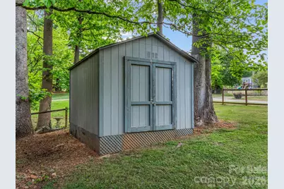 701 Hickory Hill Court, Gastonia, NC 28054 - Photo 5