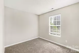 12425 Stowe Acres Dr, Charlotte, NC 28262 - Photo 9