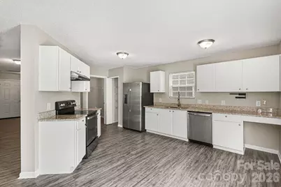 12425 Stowe Acres Drive, Charlotte, NC 28262 - Photo 5
