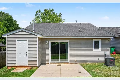 1610 Forest Stream Court, Charlotte, NC 28213 - Photo 15