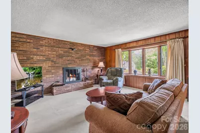 121 Greenfield Lane, Hendersonville, NC 28792 - Photo 15