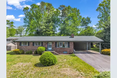 121 Greenfield Lane, Hendersonville, NC 28792 - Photo 3