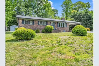 121 Greenfield Lane, Hendersonville, NC 28792 - Photo 7
