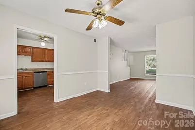 7901 Lakehouse Lane #1, Charlotte, NC 28210 - Photo 5
