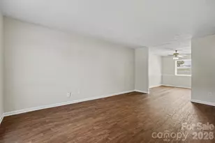 7901 Lake House Ln, Charlotte, NC 28210 - Photo 17