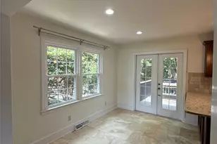 3927 Sharon View Rd, Charlotte, NC 28226 - Photo 3