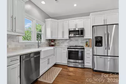 2204 Winthrop Avenue, Charlotte, NC 28203 - Photo 11