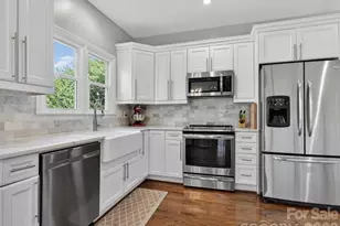 2204 Winthrop Ave, Charlotte, NC 28203 - Photo 11