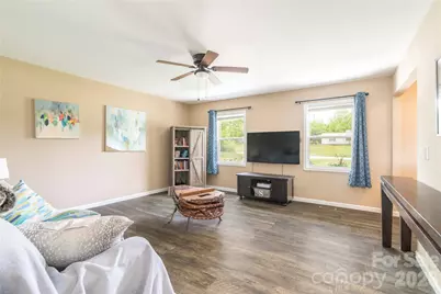6925 S Nc Highway 150 Highway, Lexington, NC 27295 - Photo 5