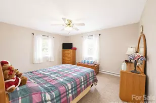 41 Vista Dr, Clyde, NC 28721 - Photo 13