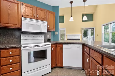 10316 Johns Towne Drive, Charlotte, NC 28210 - Photo 7