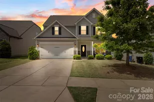 150 Suggs Mill Dr, Mooresville, NC 28115 - Photo 1