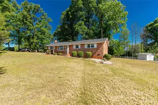 1422 Woodhaven Rd, Rock Hill, SC 29732 - Photo 3