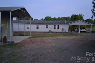 32049 Kendalls Church Rd, New London, NC 28127 - Photo 5