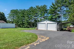 2596 Sweetbriar Cir, Lenoir, NC 28645 - Photo 39