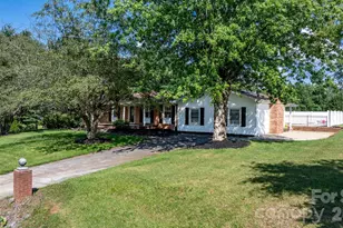 2596 Sweetbriar Cir, Lenoir, NC 28645 - Photo 25
