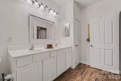 11945 Ridgeway Park Drive, Charlotte, NC 28277 - Photo 15