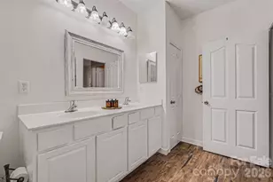 11945 Ridgeway Park Dr, Charlotte, NC 28277 - Photo 15
