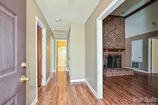 7422 Bradgate Rd, Charlotte, NC 28217 - Photo 5