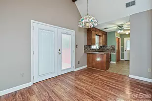 7422 Bradgate Rd, Charlotte, NC 28217 - Photo 15