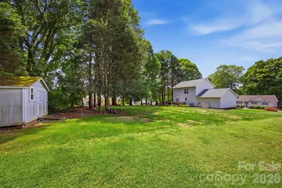 612 35th Street NE, Conover, NC 28613 - Photo 7
