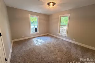 3910 Oakwood Cir, Iron Station, NC 28080 - Photo 9