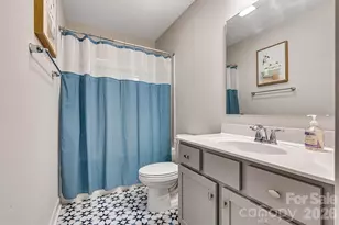 5670 Galloway Dr, Midland, NC 28107 - Photo 15