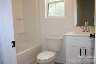 574 W Park Ave, Mooresville, NC 28115 - Photo 17