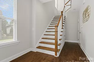 1740 Pat Garrett St, Charlotte, NC 28206 - Photo 3