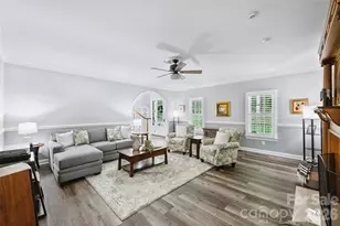 9470 Hutchinson Ln, Charlotte, NC 28216 - Photo 11