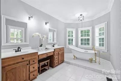 9470 Hutchinson Lane, Charlotte, NC 28216 - Photo 29