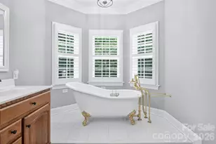 9470 Hutchinson Ln, Charlotte, NC 28216 - Photo 27