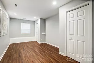 1724 Dunkirk Dr, Charlotte, NC 28203 - Photo 33