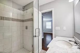 1724 Dunkirk Dr, Charlotte, NC 28203 - Photo 29