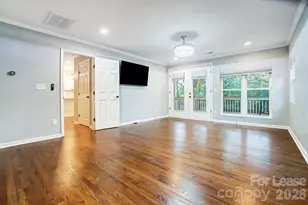 1724 Dunkirk Dr, Charlotte, NC 28203 - Photo 19