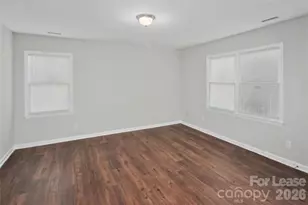 1228 Pegram St, Charlotte, NC 28205 - Photo 5