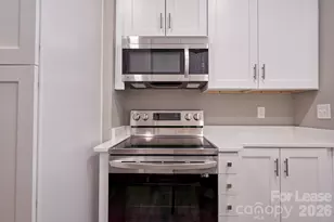 217 Circle Ave, Charlotte, NC 28207 - Photo 3