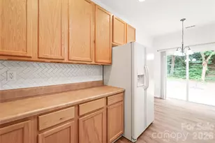 15583 Stronvar House Ln, Charlotte, NC 28277 - Photo 19
