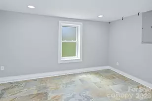 70 Cedar St, Asheville, NC 28803 - Photo 35