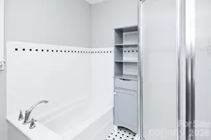 70 Cedar St, Asheville, NC 28803 - Photo 19